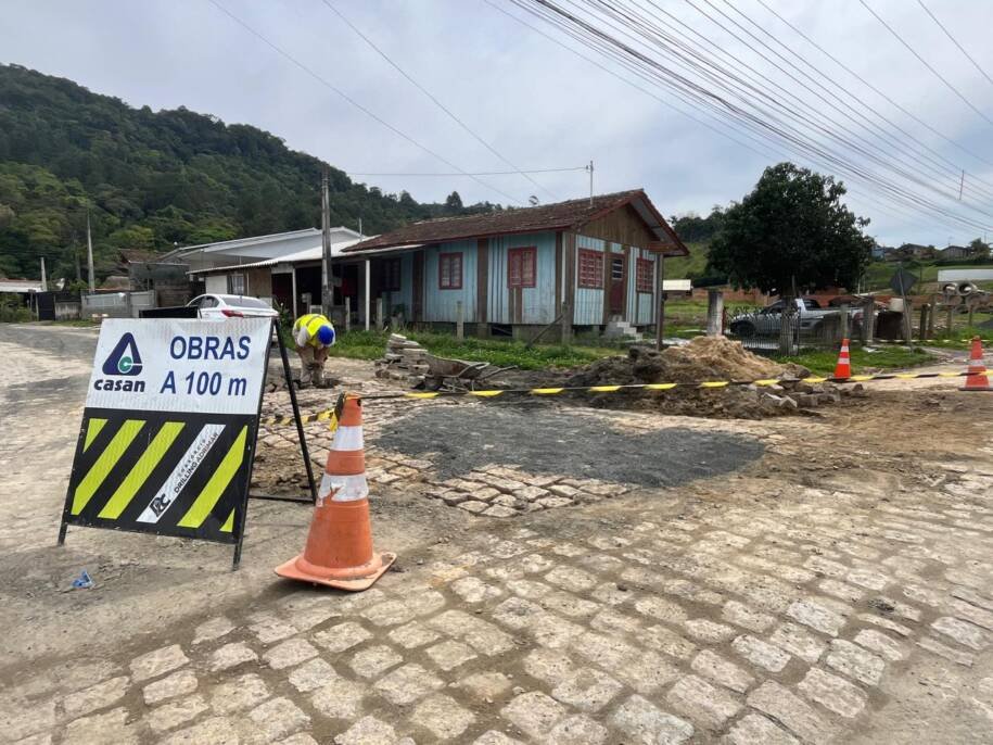 Casan inicia obras no Bairro Laranjeiras e gera tensão com ligações não autorizadas