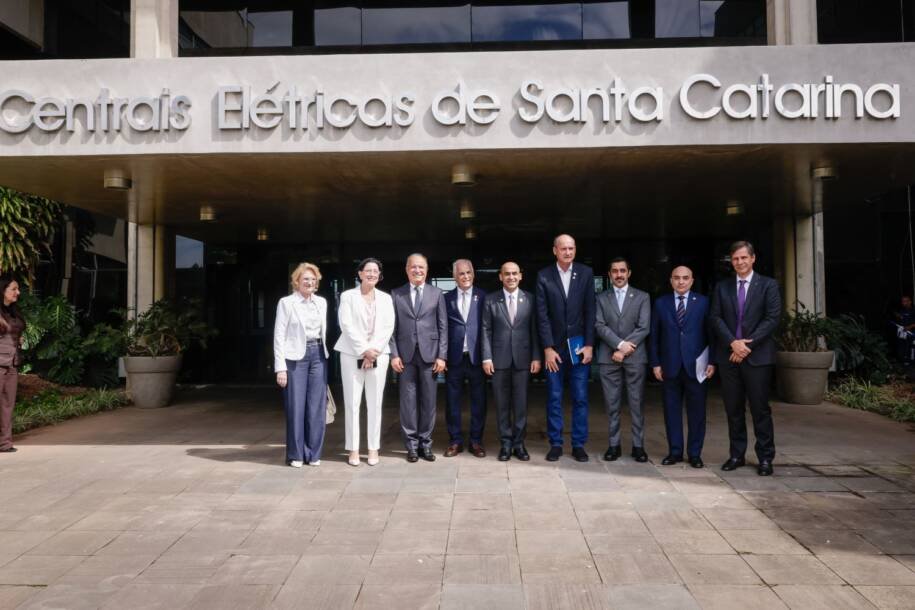 Celesc apresenta investimentos de R$ 5 bilhões a embaixadores do Oriente Médio
