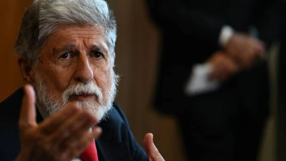 Celso Amorim rebate Trump e aponta Meta como responsável por fraudes eleitorais