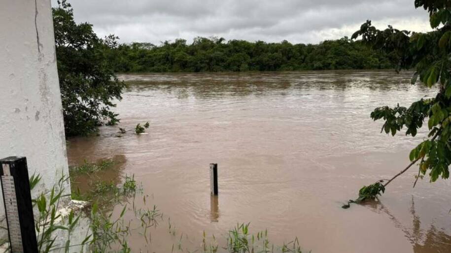 Defesa Civil de Coxim alerta após Rio Taquari atingir 4,52 metros e subir 52 cm