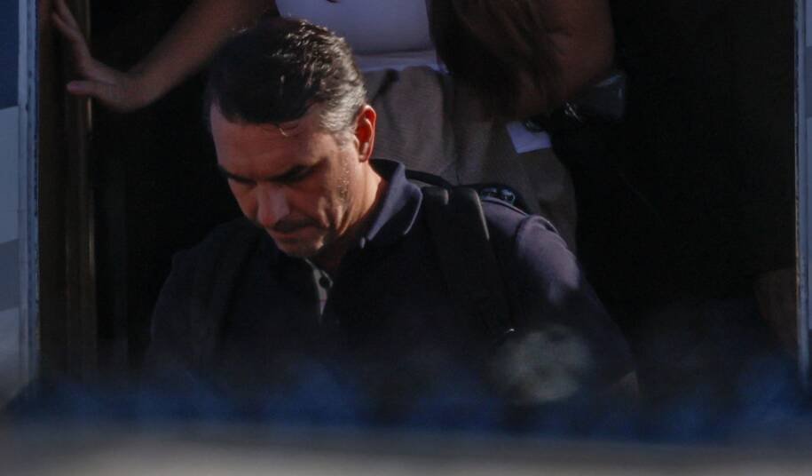 Democratas criticam Trump após entrada de Flávio Bolsonaro nos EUA em meio a tensões