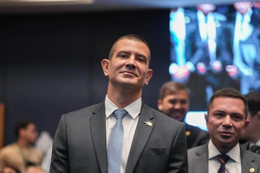 Douglas Ruas (PL) vence eleições para governador do Rio e promete mudanças drásticas