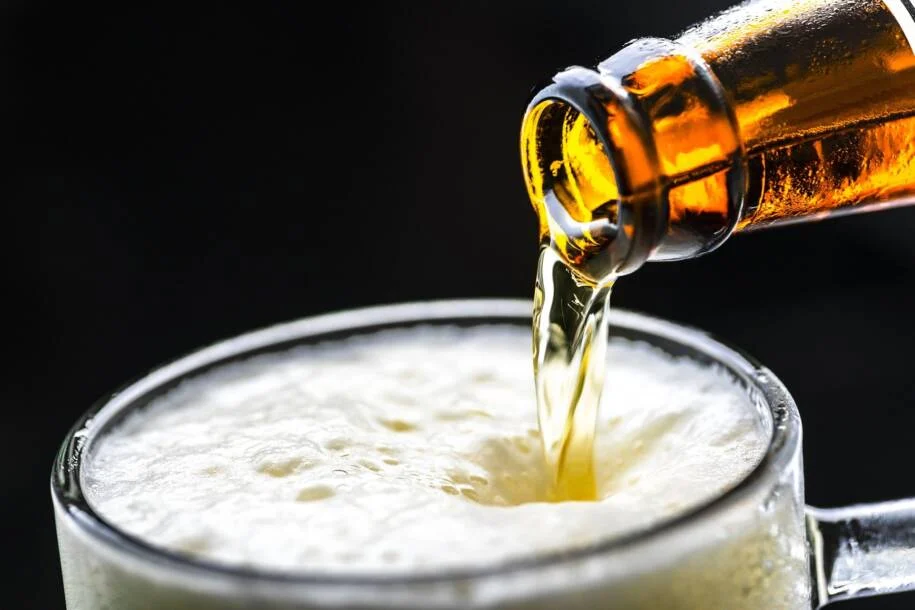Eleições 2026: Proibição de bebidas alcoólicas em 10 estados gera polêmica