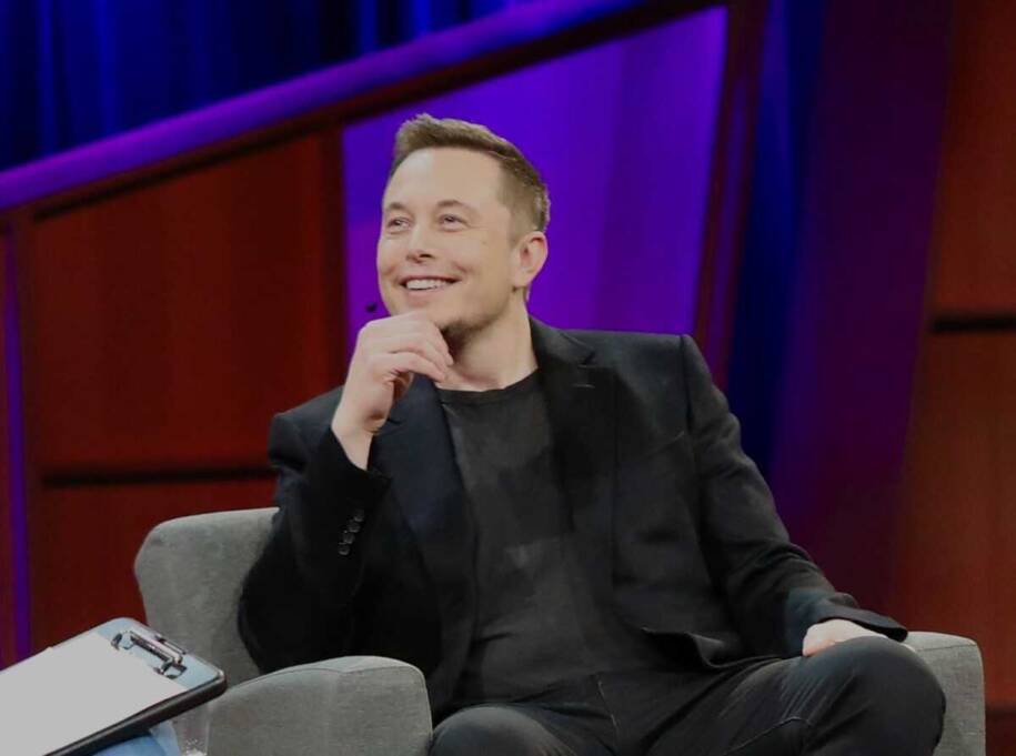 Elon Musk recupera fortuna de US$ 1 trilhão e supera Jeff Bezos em US$ 600 bilhões