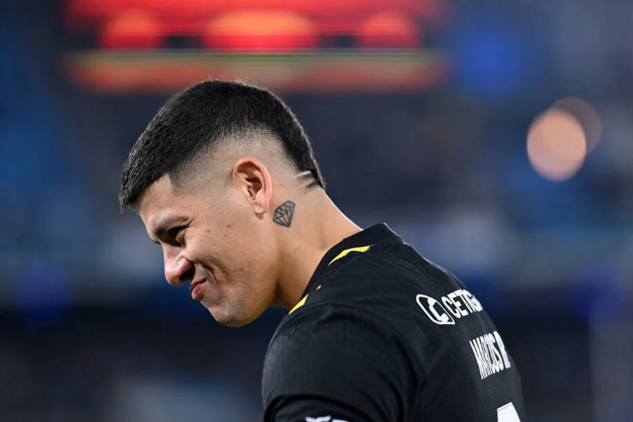 Estudiantes confirma Marcos Rojo, ex-Manchester United, após imbróglio com AFA