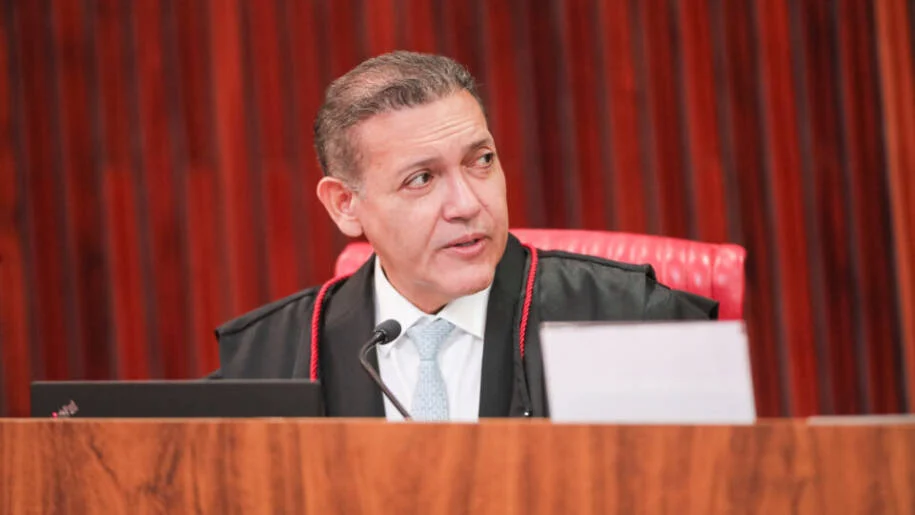 Exército do Lula lança canal após decisão polêmica de Nunes Marques