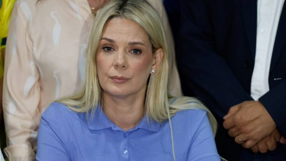 Fernanda Louback assume vice-governadoria do RJ com apoio de Michelle Bolsonaro