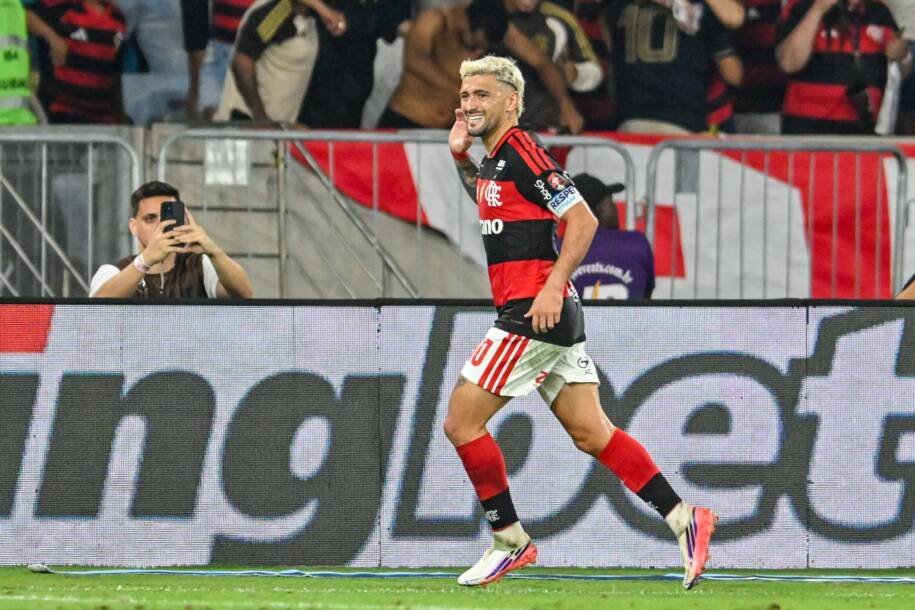 Flamengo dispara no Brasileirão e pressiona o Palmeiras em busca do título