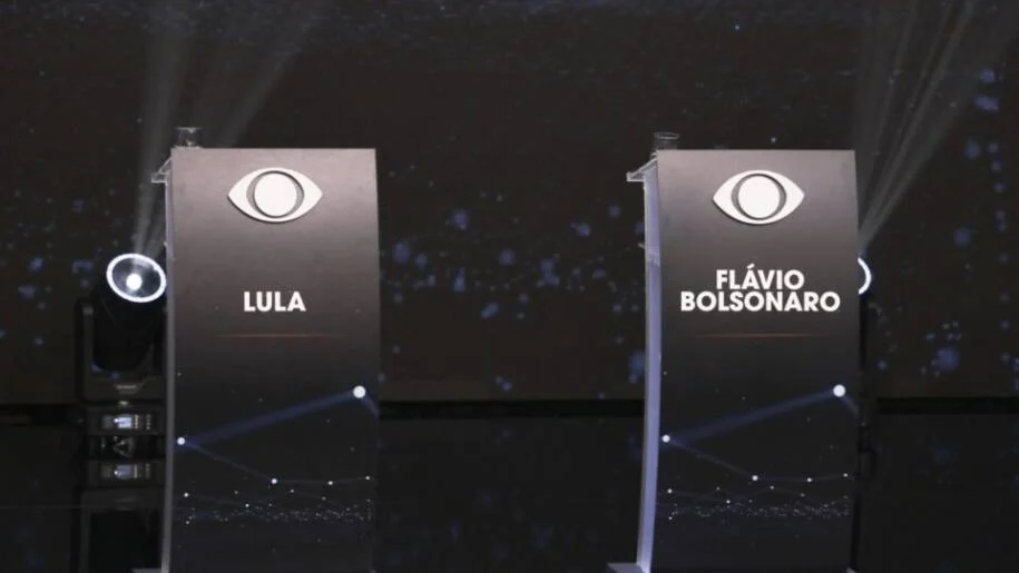 Flávio Bolsonaro promete participar dos debates do 2º turno após cancelamento na Globo