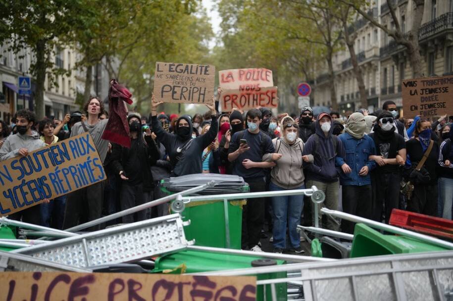 França provoca estresse na renda fixa global e BoE pede políticas fiscais confiáveis