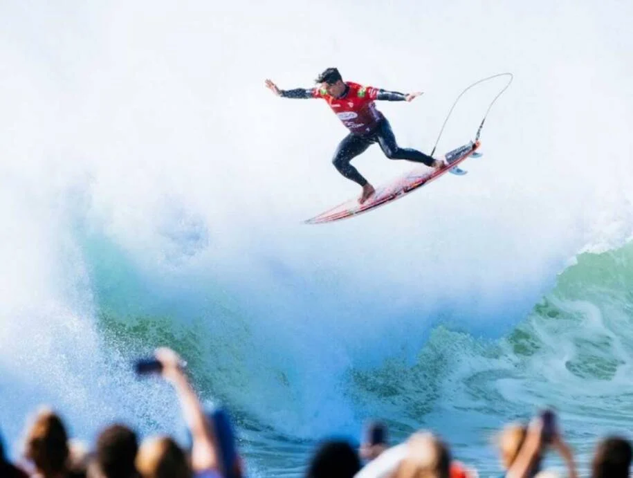 Gabriel Medina perde final para Griffin Colapinto e briga pelo título acirra