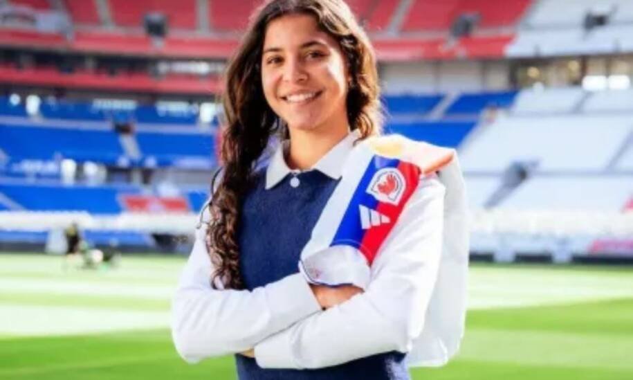 Giovanna Waksman é eleita por Messi como promessa do futebol e brilha no Lyon