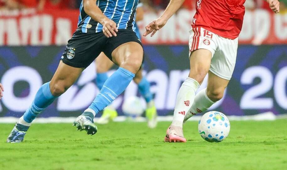 Grêmio e Inter lutam contra rebaixamento no último Gre-Nal do ano em Porto Alegre