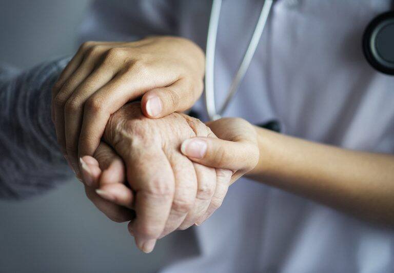 HU Brasil implementa cuidados paliativos e transforma vidas de pacientes com câncer