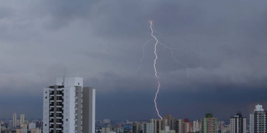 Instituto Nacional de Meteorologia alerta para tempestades em Minas e Rio