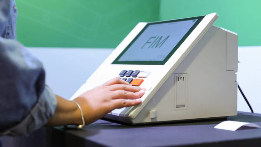 Justiça Eleitoral convoca eleições suplementares em sete cidades após cassações