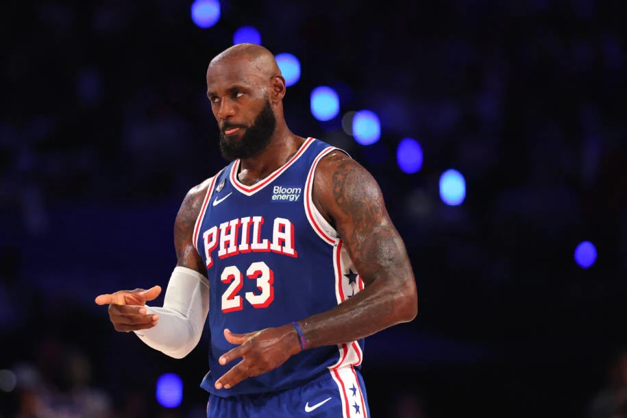 LeBron James responde a Trump após ser chamado de ‘vergonha total’ em comício