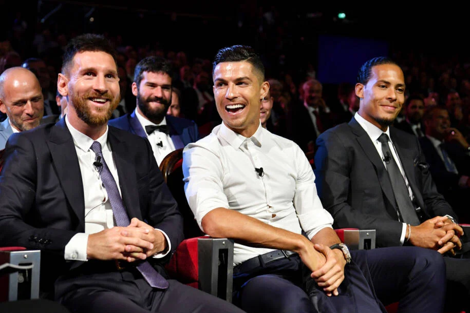 Lionel Messi se despede da seleção argentina em festa enquanto Cristiano Ronaldo gera divisão em Portugal
