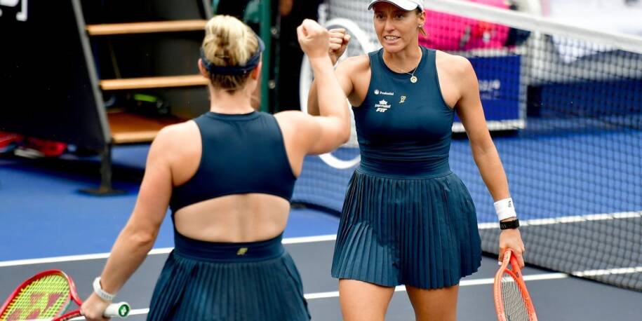 Luisa Stefani e Gabriela Dabrowski vencem e avançam às quartas em Pequim!