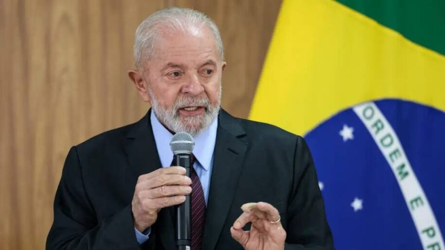 Lula anuncia perdão de R$ 12,6 bilhões em dívidas de MEIs a 12 dias da eleição