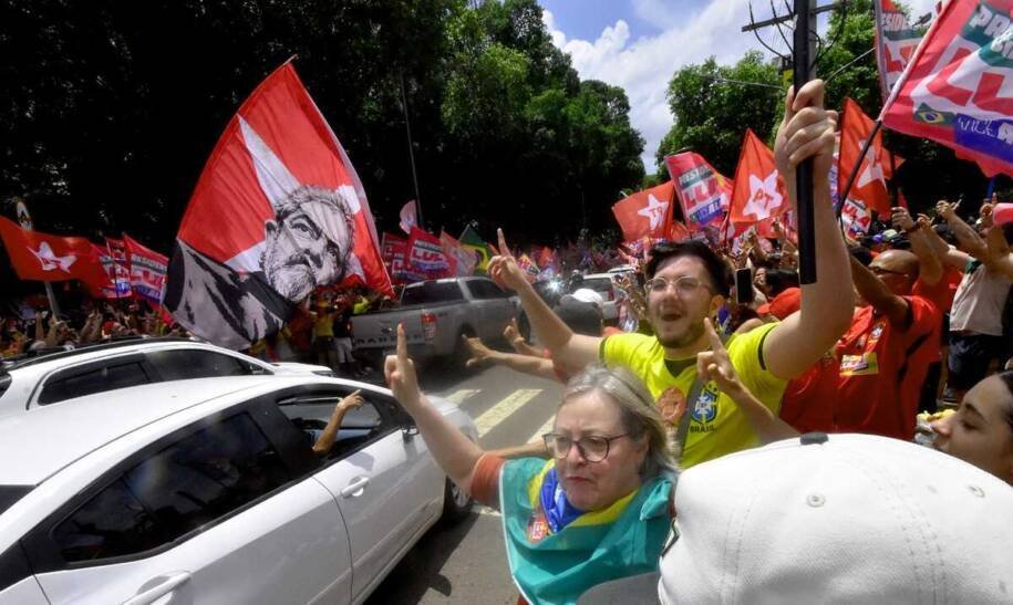 Lula recebe apoio massivo em Campo Grande e aposta em virada eleitoral