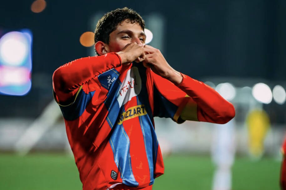 Matej Deket brilha na Conference League e atrai atenção de gigantes europeus
