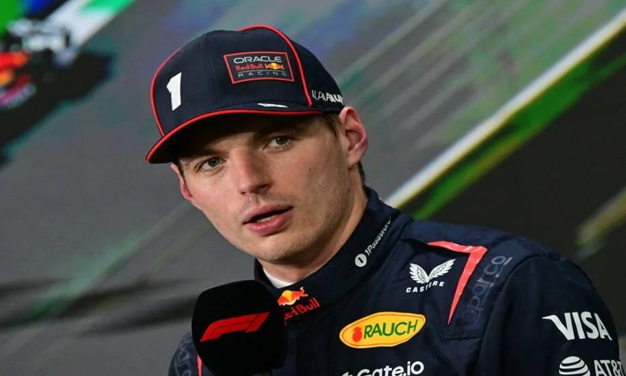 Max Verstappen conquista vitória histórica no GP de Singapura e provoca tensão no campeonato