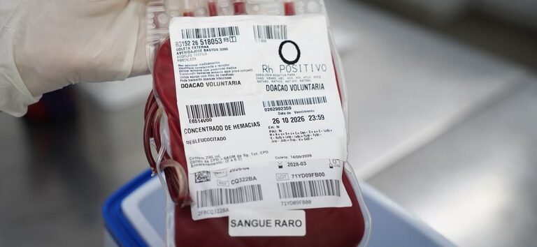 Ministério da Saúde realiza transporte urgente de sangue raro para paciente em MG