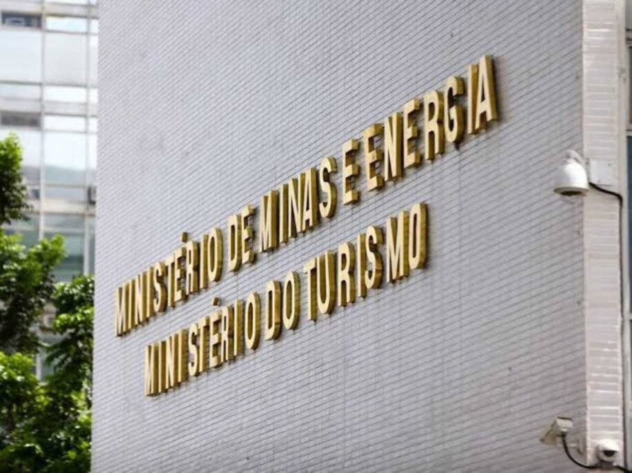 Ministério de Minas e Energia projeta R$ 142 bilhões em biocombustíveis até 2036