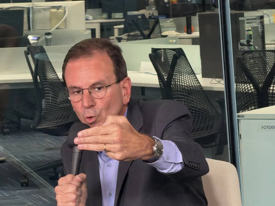 Ministro Zanin rejeita recurso de Paes e confirma vitória de Douglas Ruas no Rio