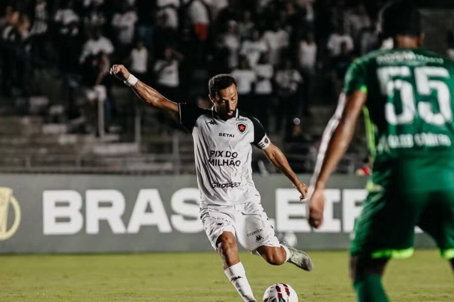 Nenê negocia compra da SAF do Botafogo-PB e pode se tornar dono do clube