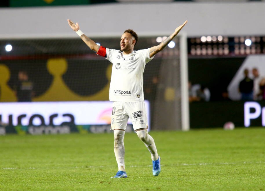 Neymar brilha com dois gols e Santos empata com Flamengo na Vila Belmiro