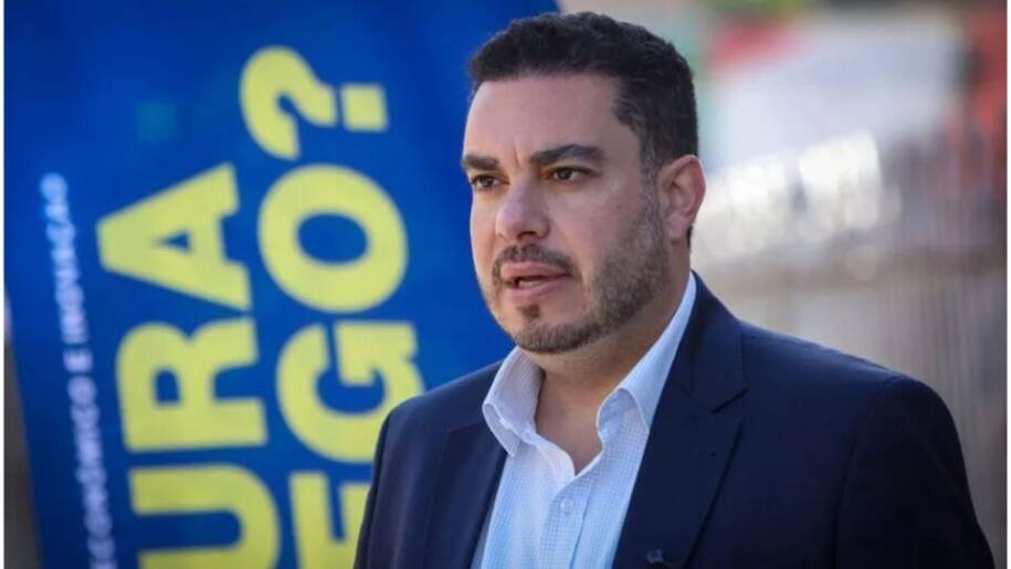 Paulo Martins troca vice-prefeitura de Curitiba por briga na Câmara dos Deputados