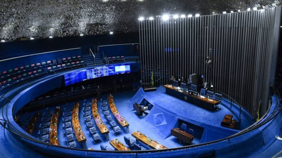 PL conquista 28 senadores e garante maioria absoluta no Senado em 2027