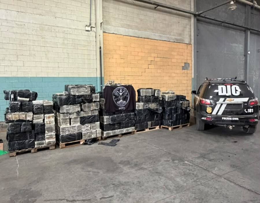 Polícia Civil de SC realiza apreensão histórica de 4,4 toneladas de cocaína