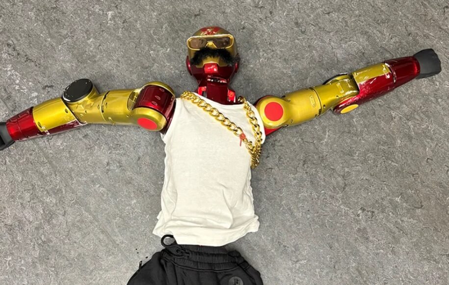 Polícia de Colônia investiga assédio de robô a adolescente de 16 anos