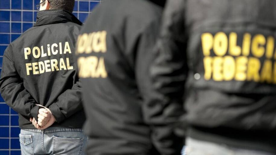 Polícia Federal prende 4 por crimes eleitorais enquanto 32 ocorrências são registradas