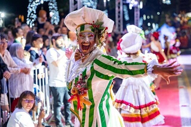 Prefeita Juliana Pavan anuncia desfiles natalinos em Balneário Camboriú