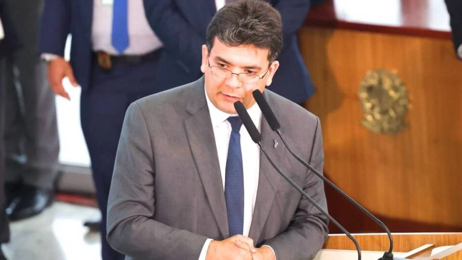 Rafael Fonteles enfrenta críticas sobre contas do Piauí antes de assumir Fazenda