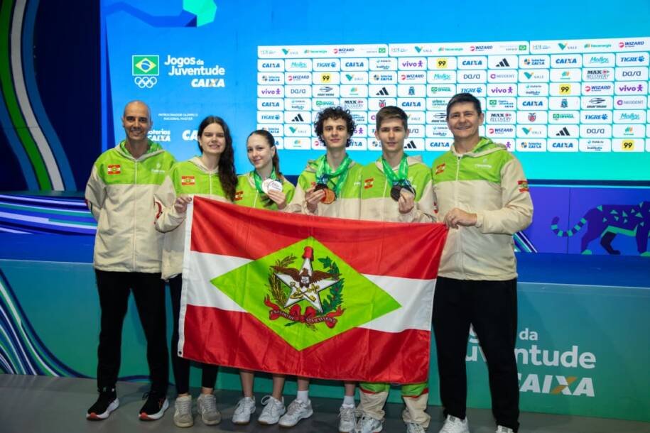 Santa Catarina conquista cinco medalhas no badminton e brilha nos Jogos da Juventude