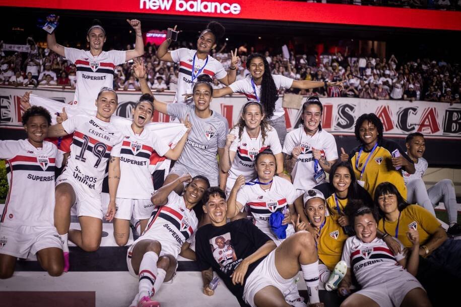São Paulo derruba Corinthians e conquista primeiro Brasileirão Feminino em 2026