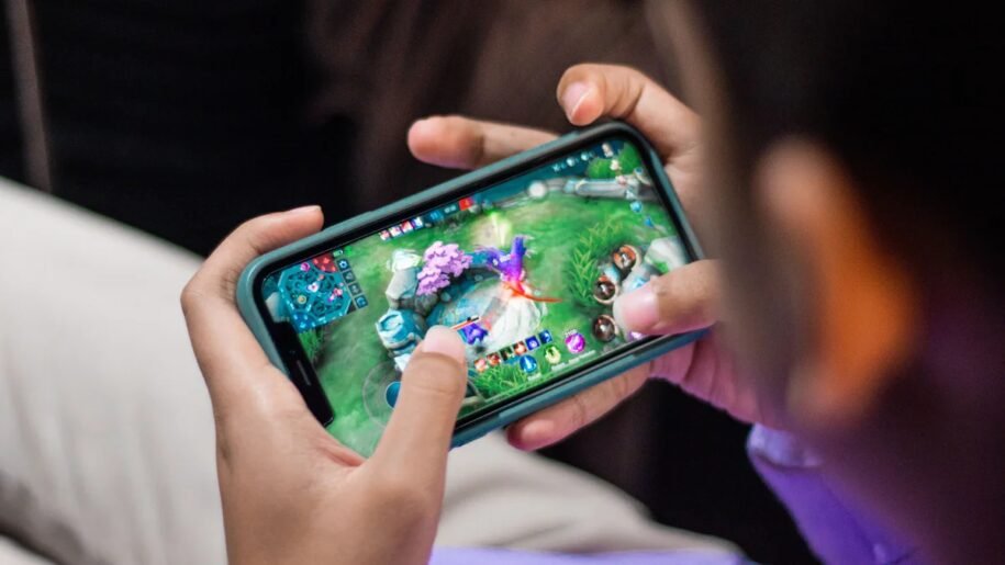 TCL revela NXTPAPER e promete telas mais confortáveis para smartphones em 2026
