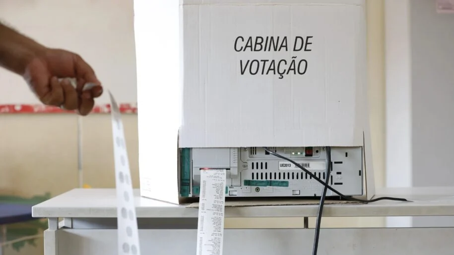 TSE alerta: Confira seu local de votação para as Eleições 2026 antes do dia D!