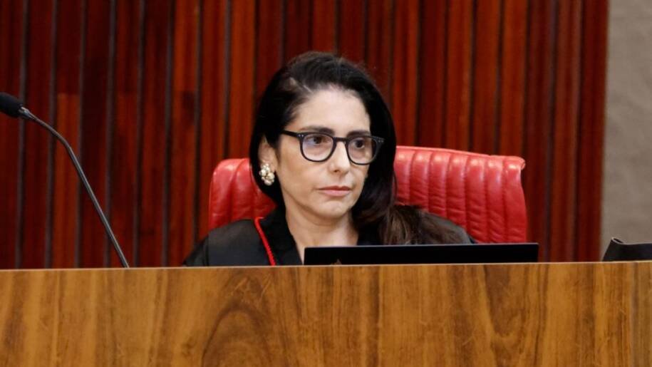 TSE suspende Brasil 22 Token por oferecer criptomoedas a favor de Flávio Bolsonaro