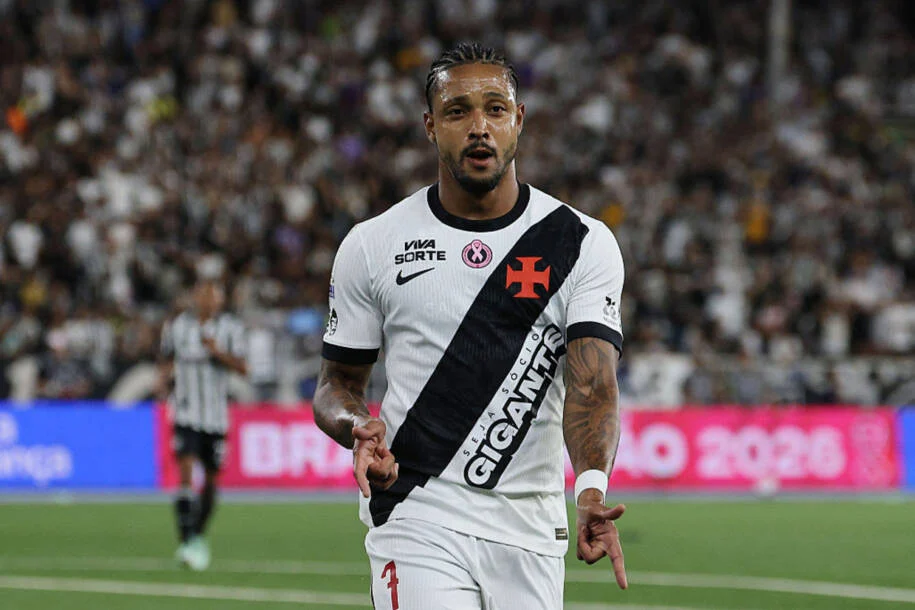 Vasco vence Botafogo por 2 a 1 e se afasta do Z4 no Brasileirão 2026