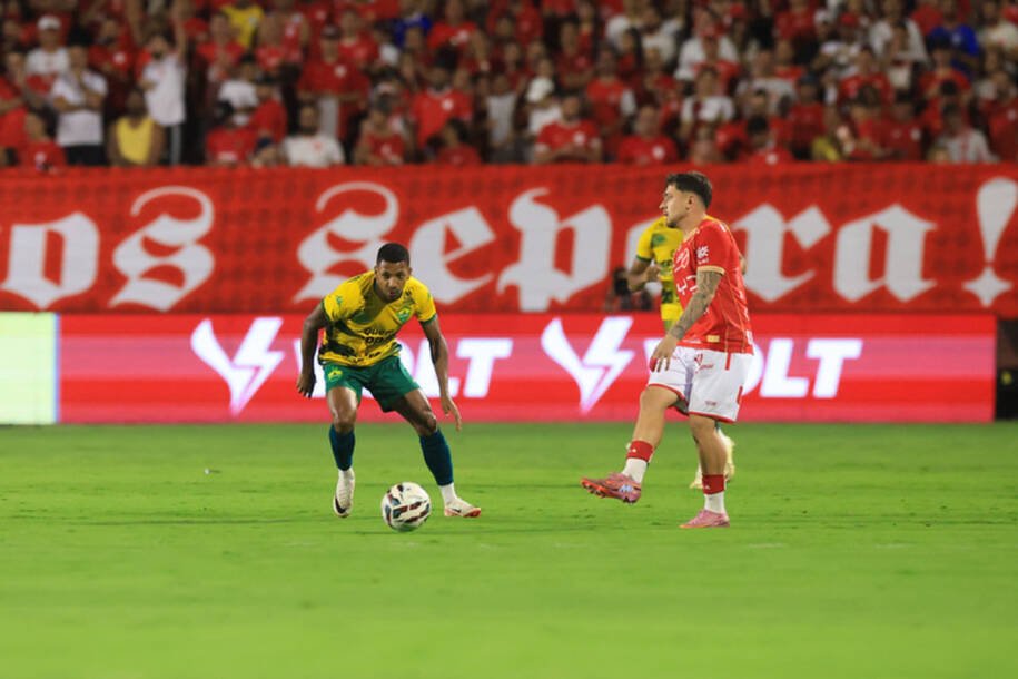 Vila Nova perde liderança após empate sem gols com Cuiabá no OBA